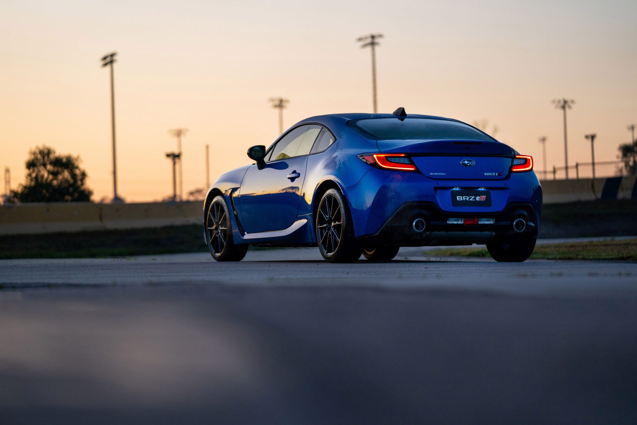 2025 Subaru BRZ arrives seniordriveraus
